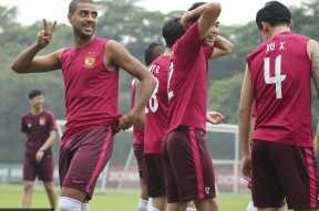 广州队发布备战花絮，转会期临场应变，中超任务艰巨，医务组通报恢复的简单介绍开云首页APP