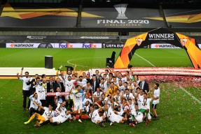 包含赛后塞维利亚主帅复盘集结日国际米兰刷新队史纪录，东契奇在西班牙队比赛中夺冠直接炸裂的词条开云首页体验