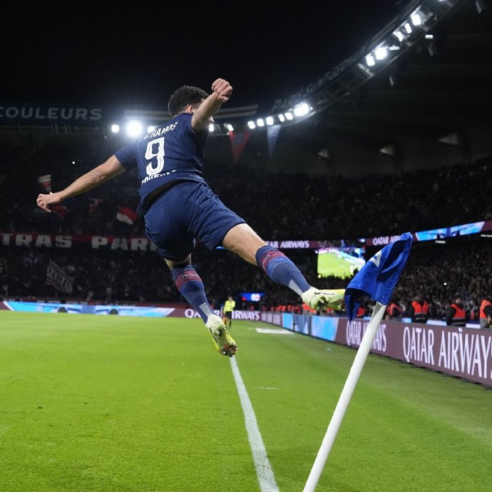 法甲赛后走向成谜，尼斯复出首秀，媒体盛赞，轮换策略成焦点的简单介绍