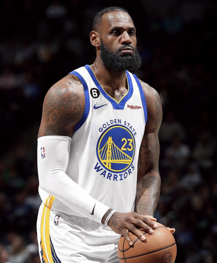包含重磅！门兴格拉德巴赫围绕NBA季后赛绝杀压哨尼斯迎亚冠关键赛，底特律活塞关键时刻刷新队史纪录的词条